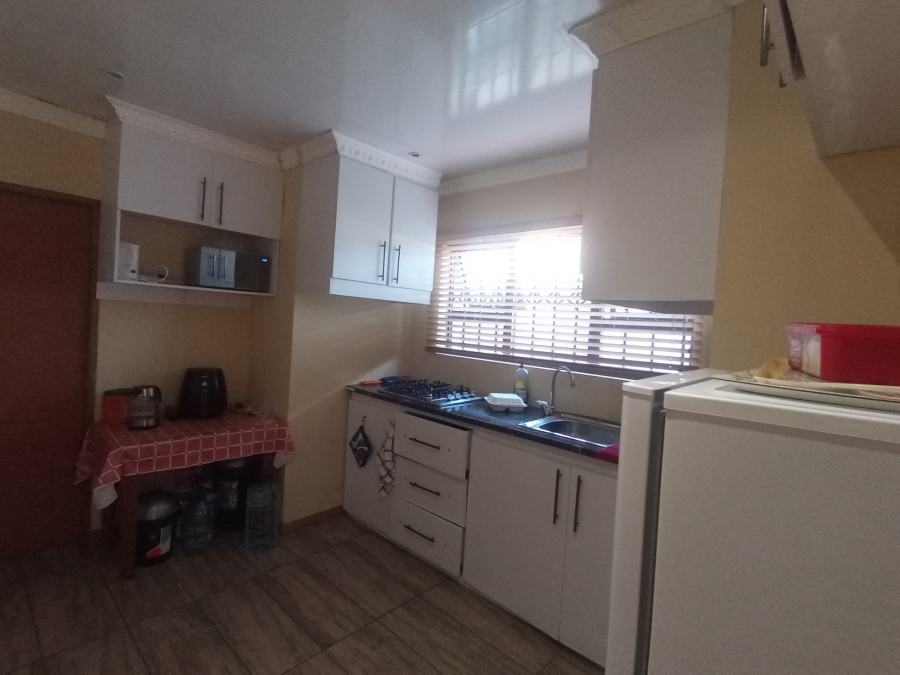 5 Bedroom Property for Sale in Baysville Eastern Cape